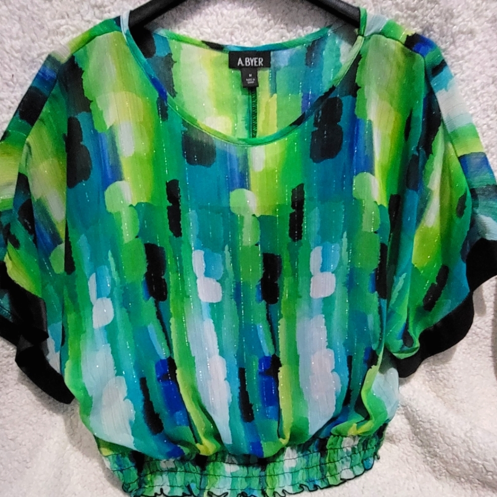 A.BYER Med top. Wide neck, elastic waist NWOT